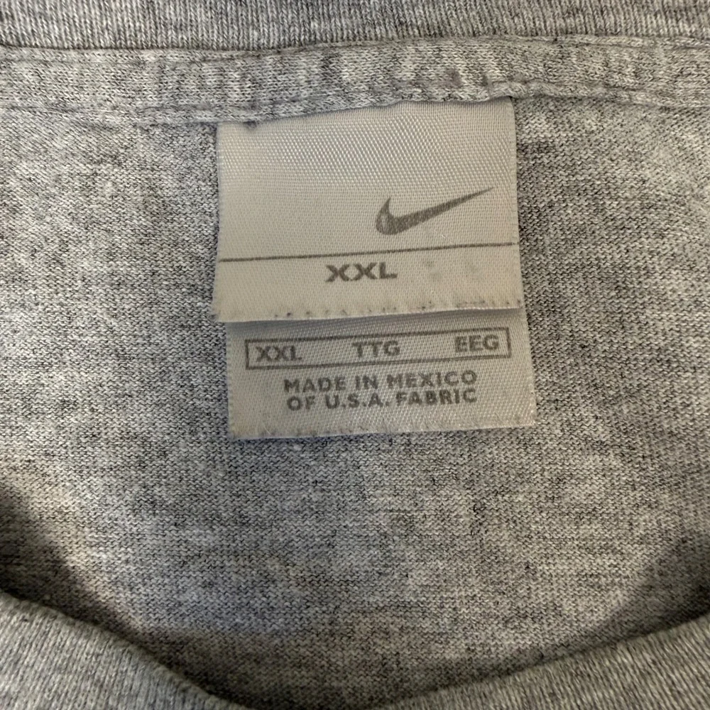 Vintage Nike Air Graphic T-Shirt Mens XXL Grey Short Sleeve Cotton Blend‎ Tee